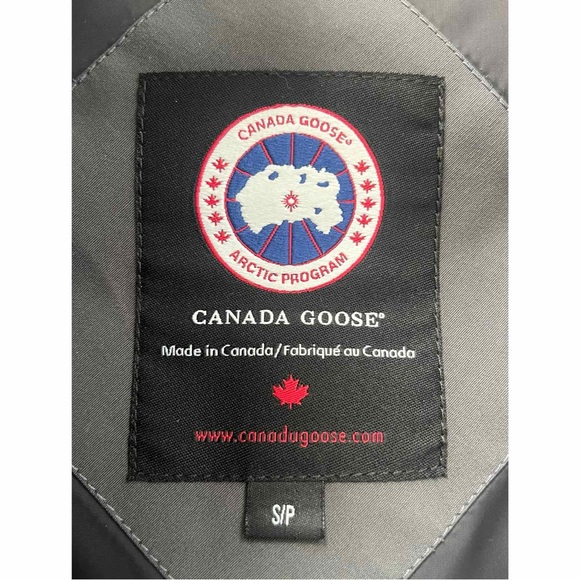 Canada Goose Parka - Picture 4 of 6